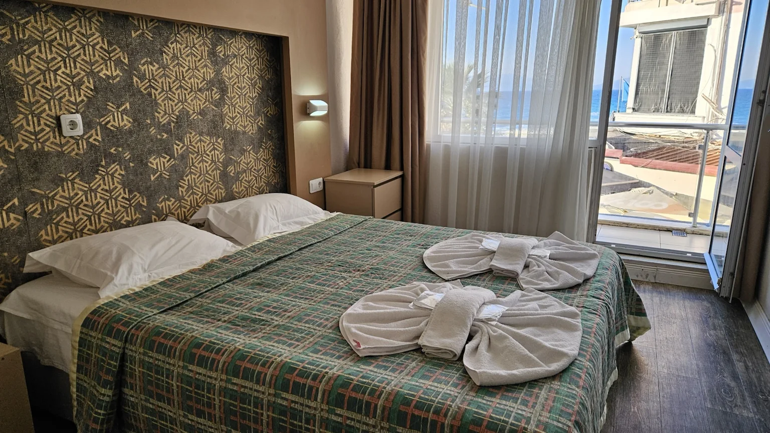 Ekin Otel Kuşadası